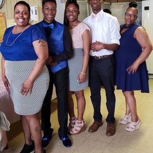 Meet your Posher, Raymond